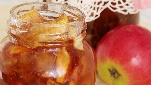 Варенье из яблок: рецепты и советы по приготовлению
